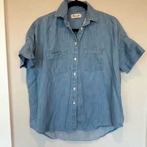 Madewell Light Blue Denim Button-Up Shirt